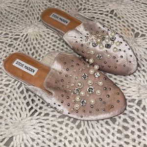 Steve Madden Velvet Pearl Mules 
